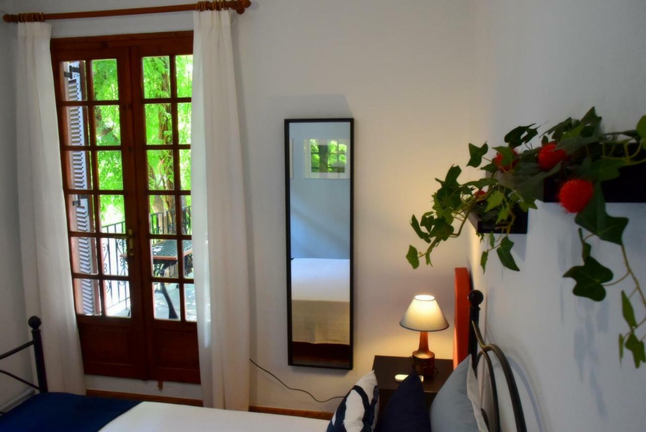 Ferienwohnung House Inside Garden Volos Exterior foto